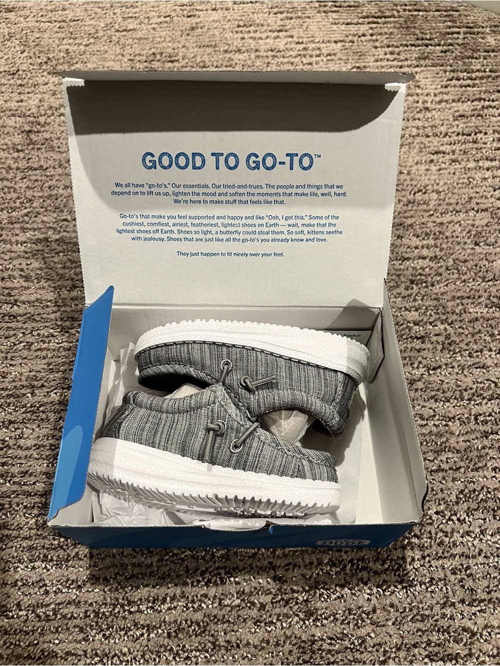 Hey Dude Toddler Size 5 Shoes in Gray - Picture 4 of 12